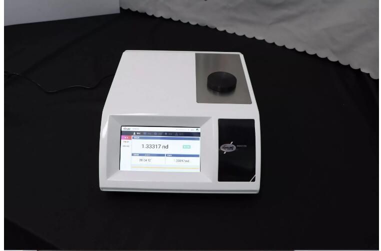 Digital Automatic Refractometer 1.3000-1.7000ND with Touch Screen ISO22241