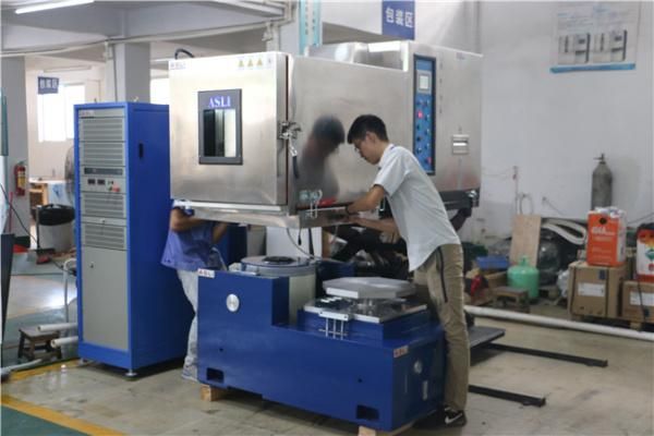 CE Certification Electrodynamic 50Hz 1.8m/S Vibration Table Machine for Battery Testing